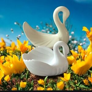 Vintage Swans Figurines (2) bone & white good for garden or sponge one Soap